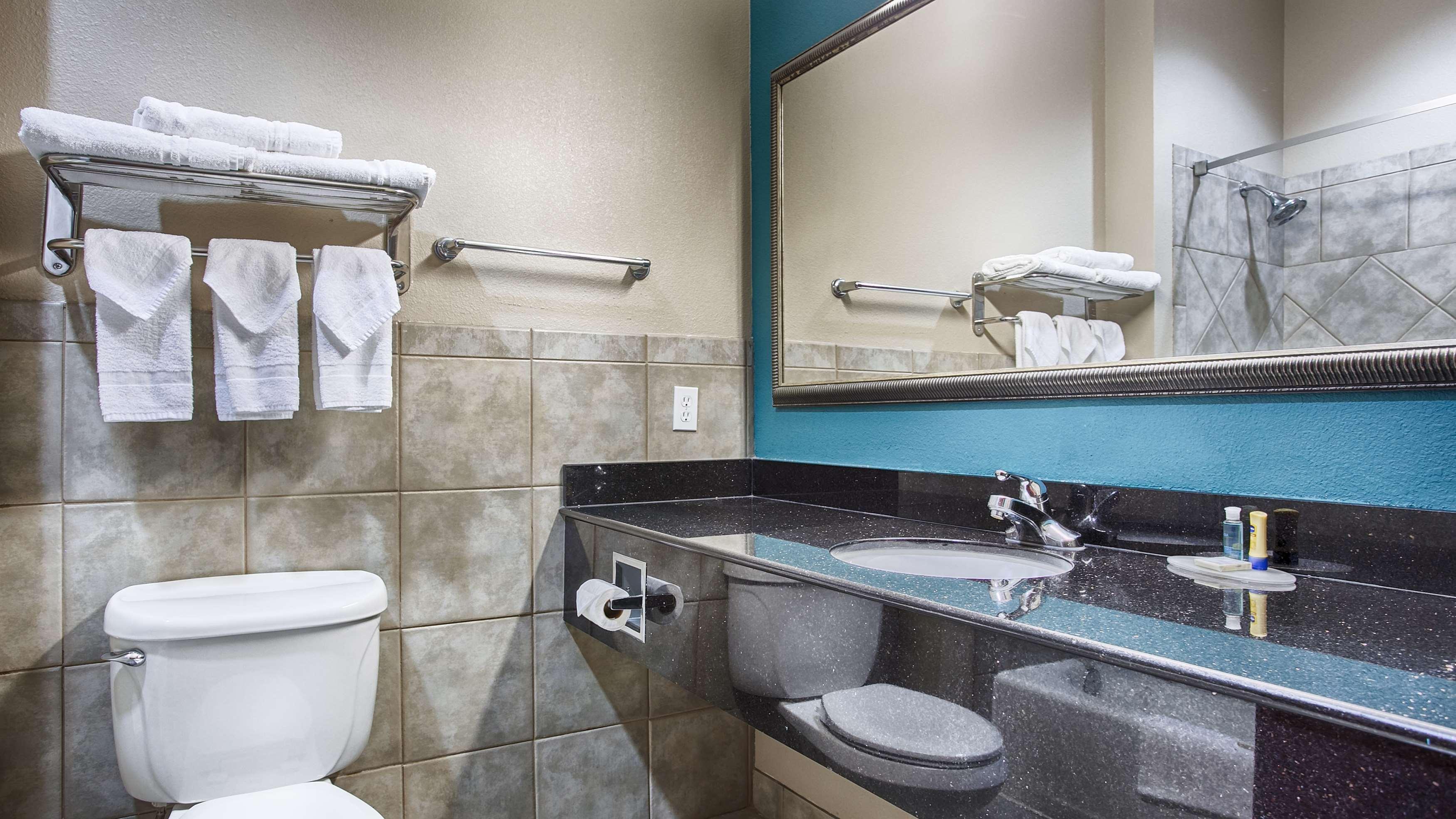 Best Western Mineola Inn Екстериор снимка