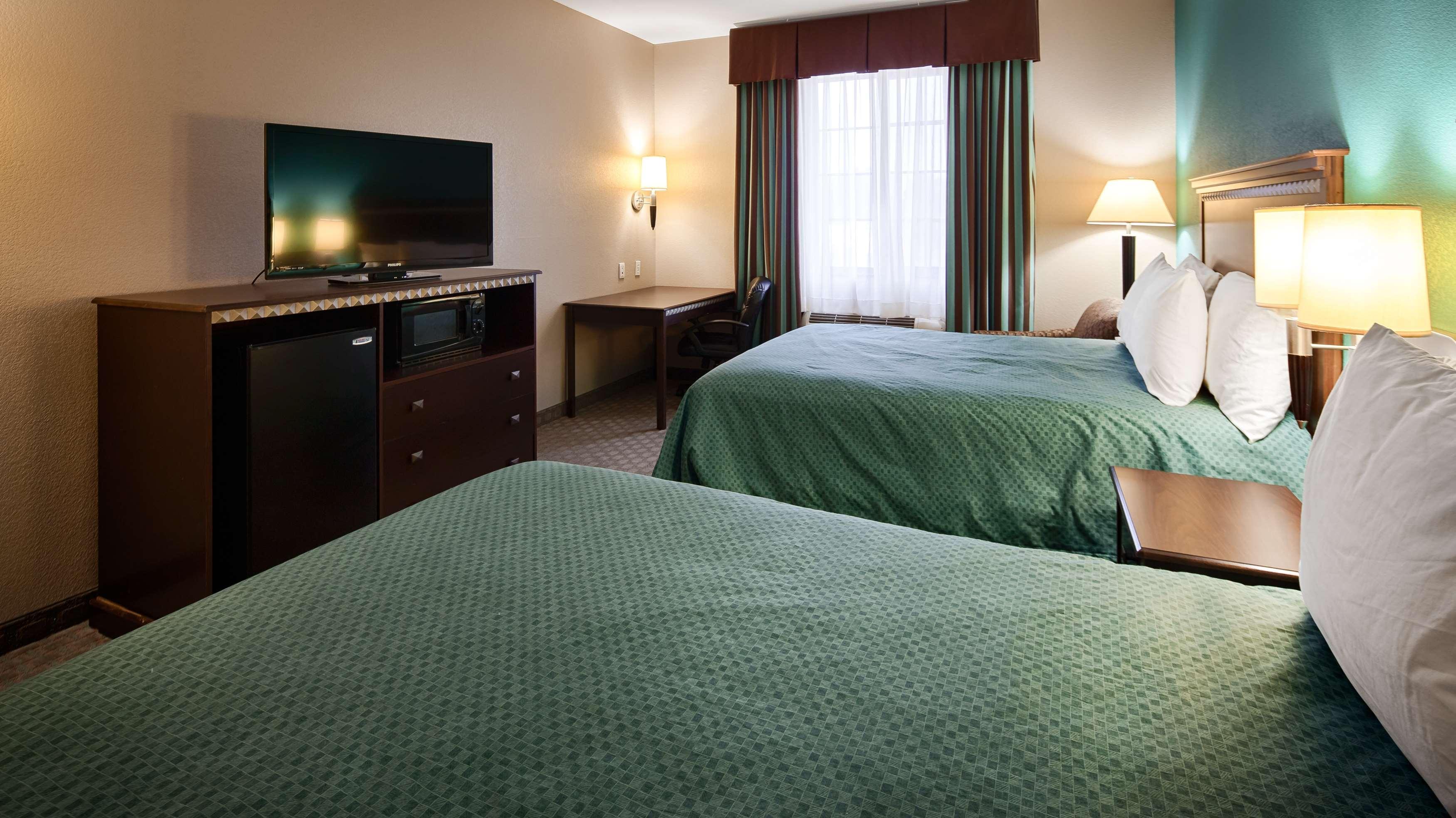 Best Western Mineola Inn Екстериор снимка