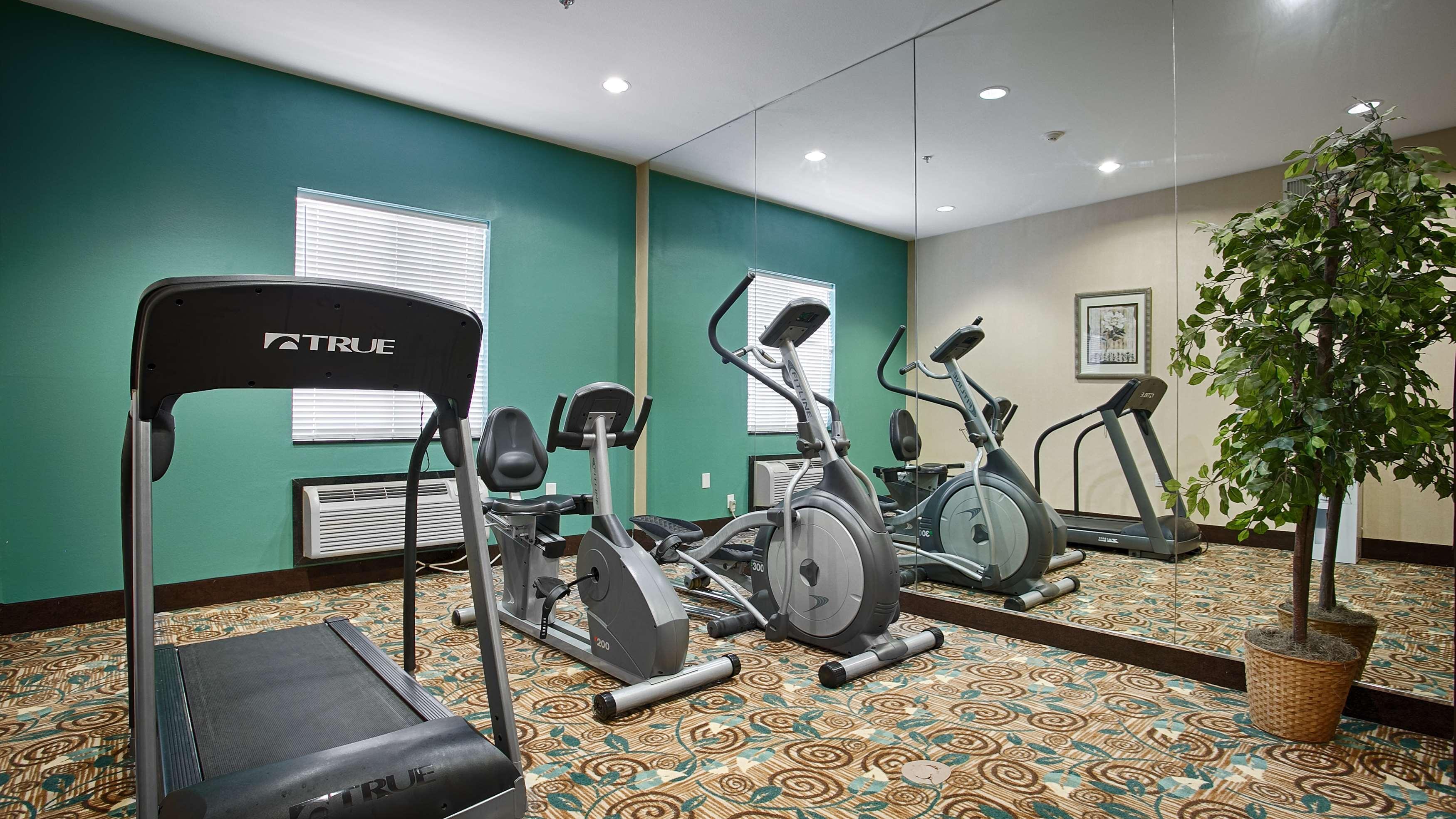 Best Western Mineola Inn Екстериор снимка
