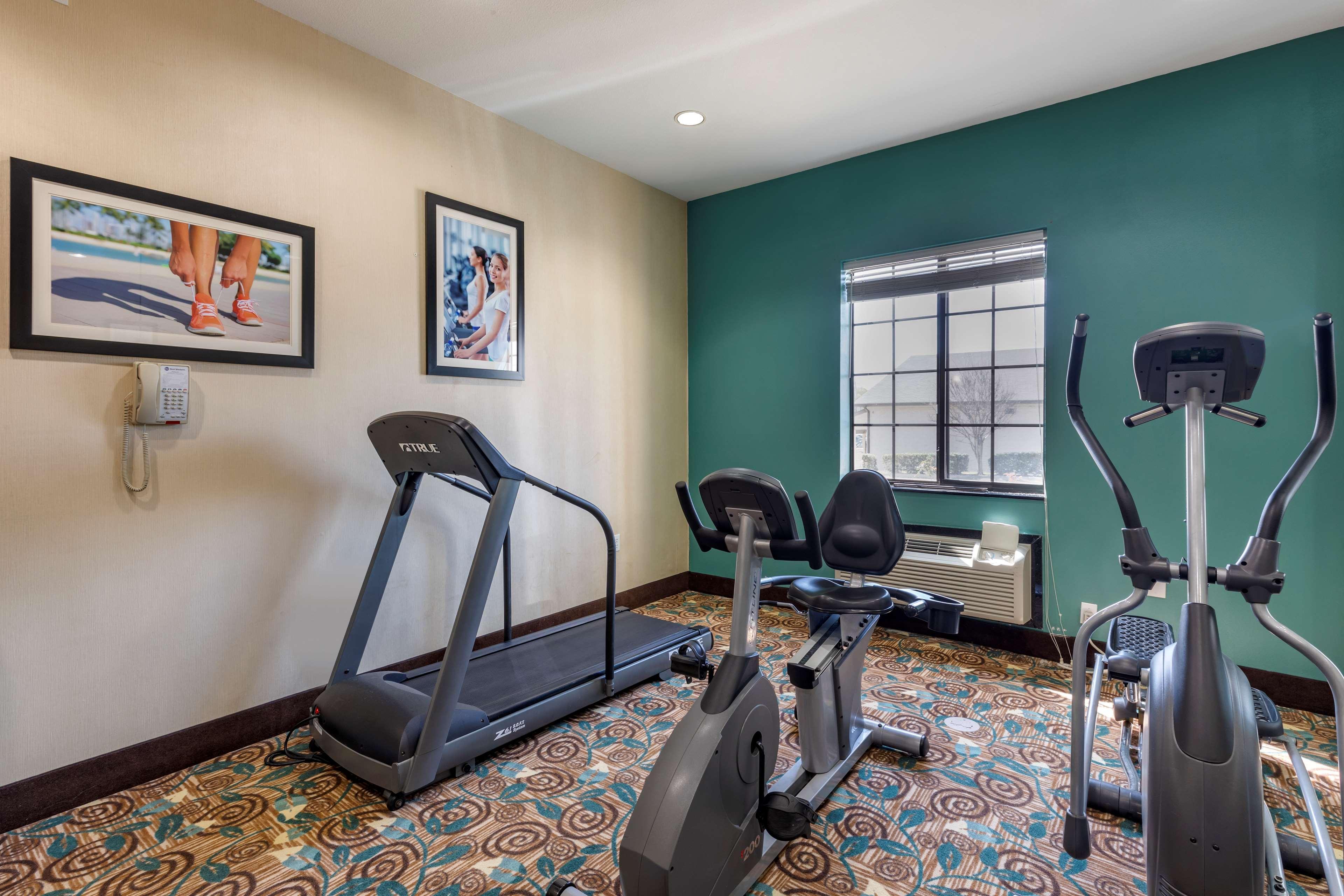 Best Western Mineola Inn Екстериор снимка