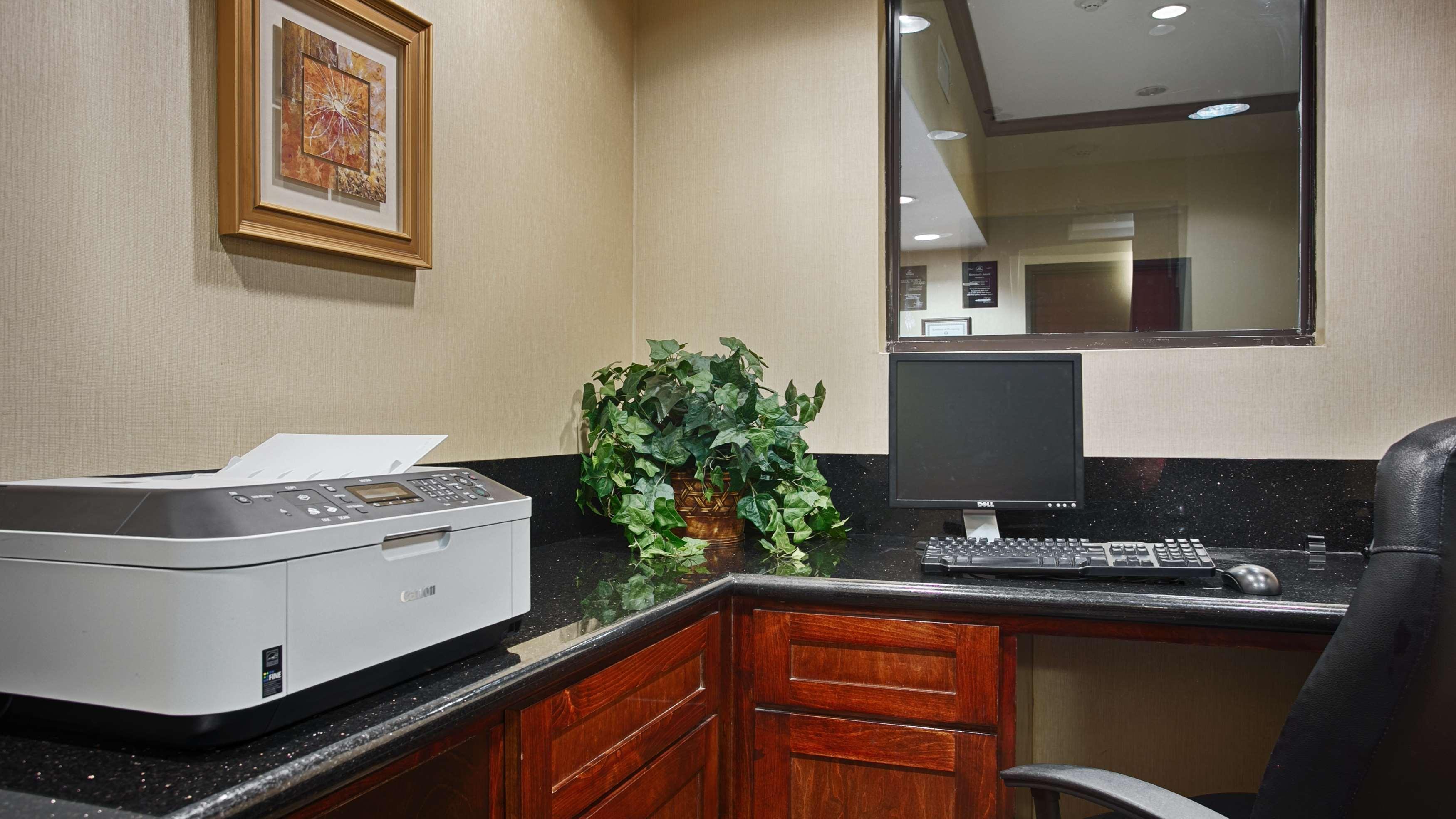 Best Western Mineola Inn Екстериор снимка